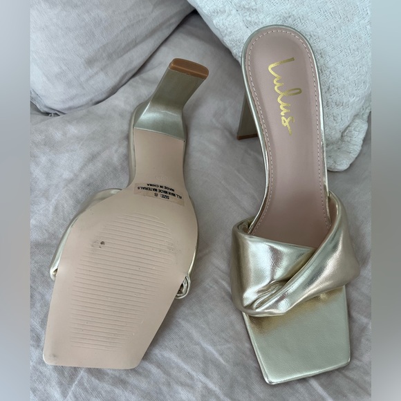 Lulus gold heels size 8 - Picture 6 of 7
